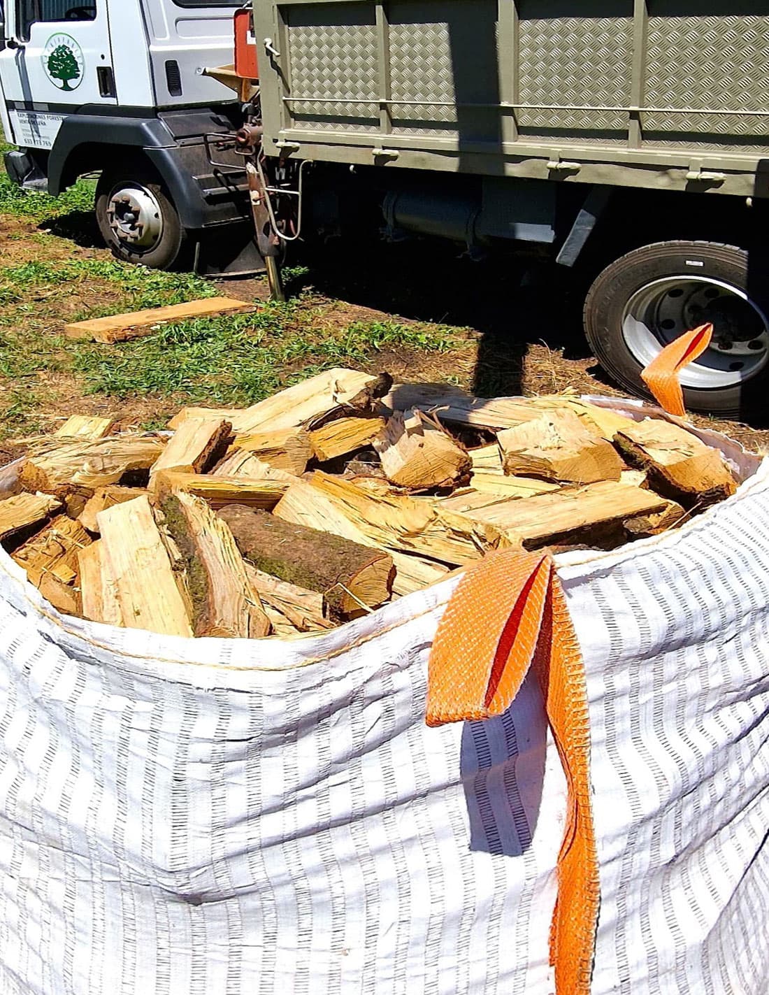 Leña a domicilio en Galicia